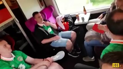 [EURO 2016] Des supporters irlandais croisent une religieuse dans le TGV et lui chantent le Notre Père!