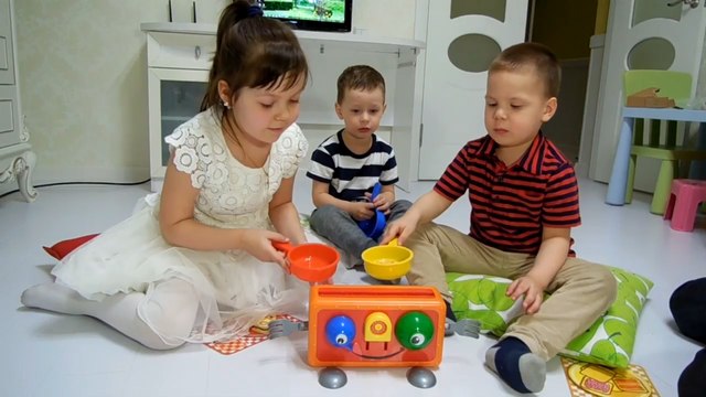 Ловим тосты _ Не поймай тухлую рыбу _ Самые смешные детки