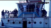 وزير النقل بتفقد السفن الغارقة بميناء الإسكندرية