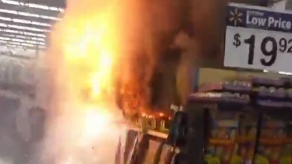 Feu dans un supermarché, au rayon feu d'artifice !