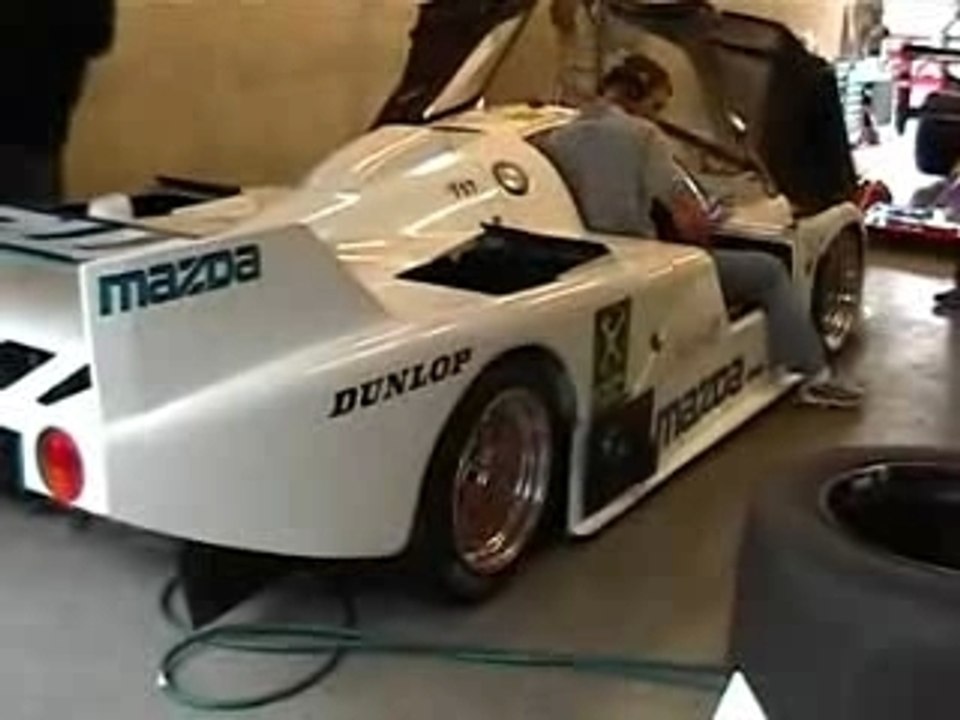 Mazda 757 Warm up