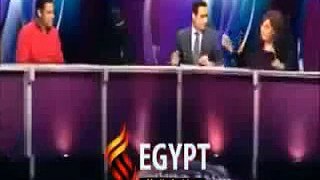 أحمد دومة  مافيش ثورة سلمية فى التاريخ البشري و أولهم 25 يناير