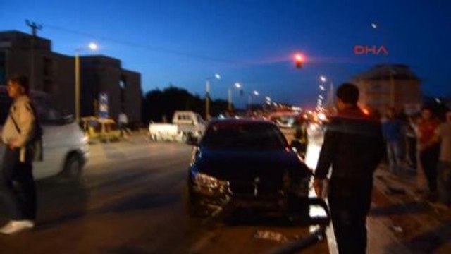 Yolun Karşısına Geçerken Otomobil Çarptı