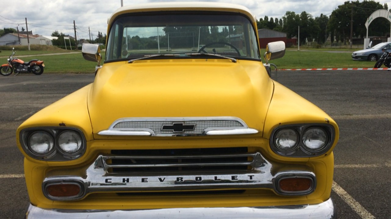 Le salon Rétromobiles