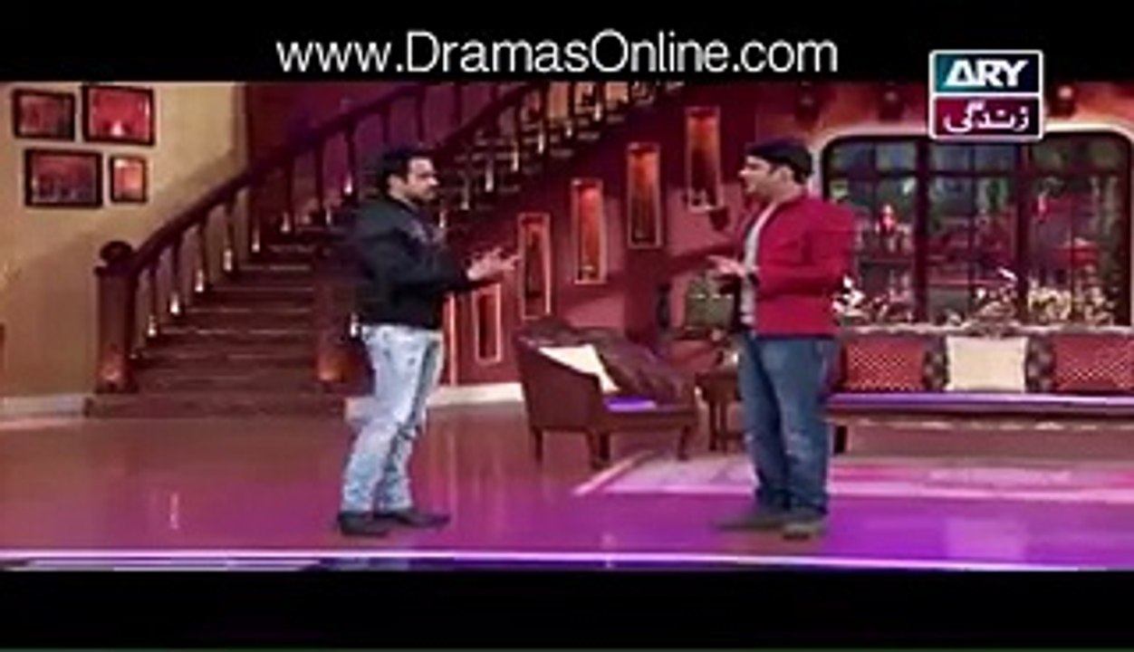 check humaima malik dress in kapil sharma in show
