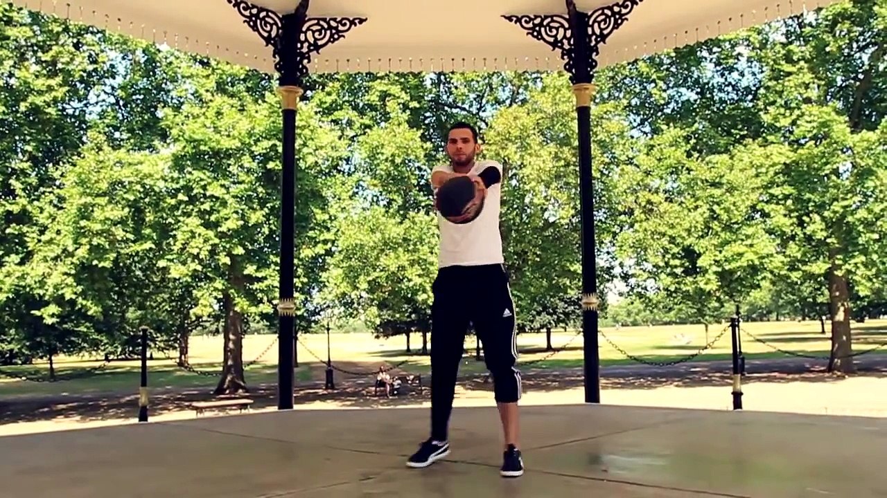 People are Awesome׃ Wass Benslimane (Freestyle Football)