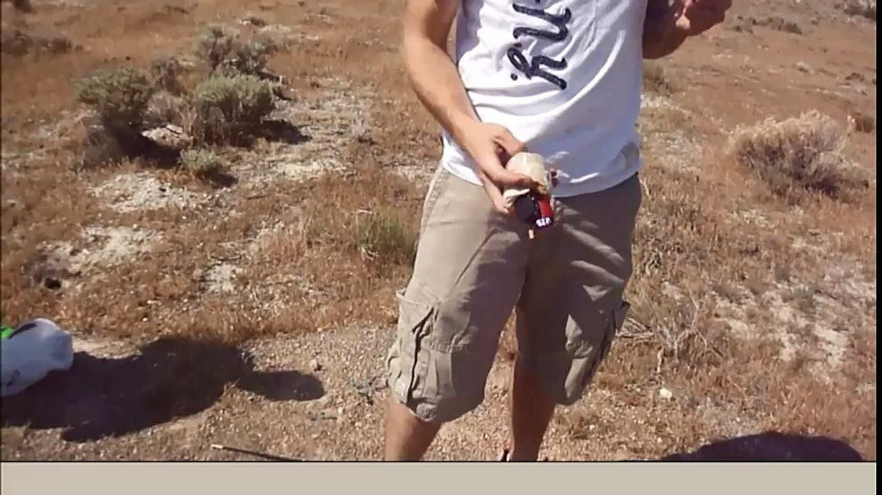 Dropping a Camera down a 1,000ft hole! Into the depths of the -Deepest Hole in the World-