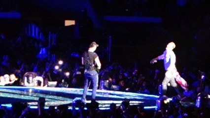 Coldplay - Amazing Day