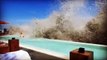 Une vague géante noie une piscine et des touristes à Bali