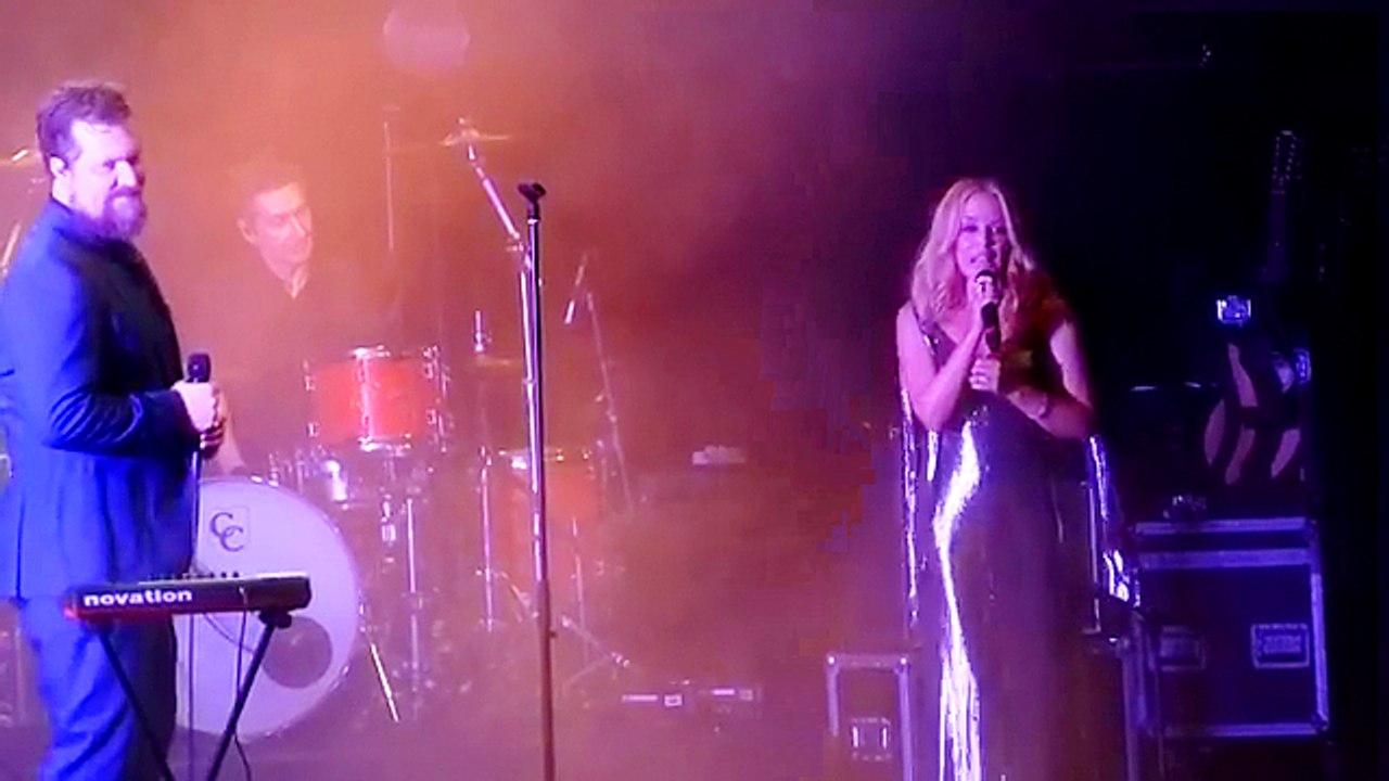 BUDGIE with JOHN GRANT & KYLIE MINOGUE – "GLACIER" Live duet (Royal Albert Hall, London, UK, 15 June 2016)