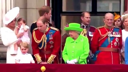 Watch how  Queen Elizabeth hit Prince William in front of everyone