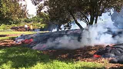 Download Video: Lava flows in Pahoa - Eruption Update