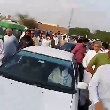 Imran Khan Walking to Janaza-gah of PTI MPA Siddique Khan