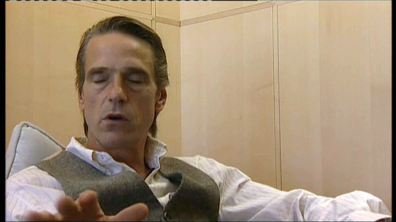 2002 - And now... - Interview J. Irons