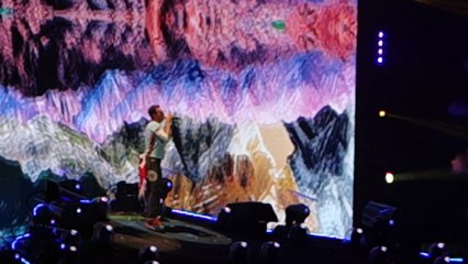 Coldplay - Amazing Day (end)