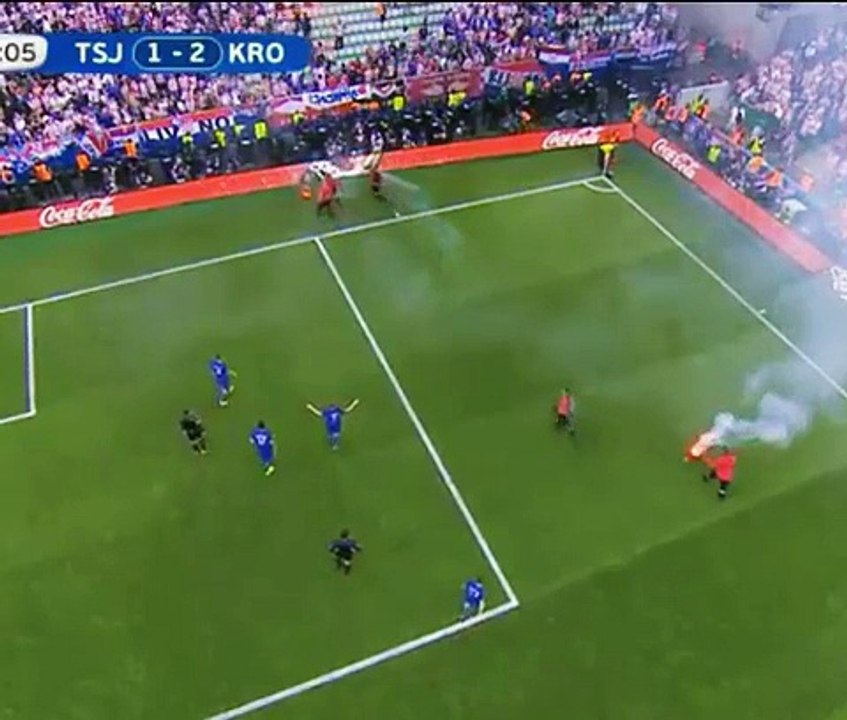 Czech Republic - Croatia 2:2 - incident on the field - euro 2016