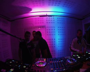 Emission du 17.06.16 - DJ GUEST - ARTOKSS pour un set à 3