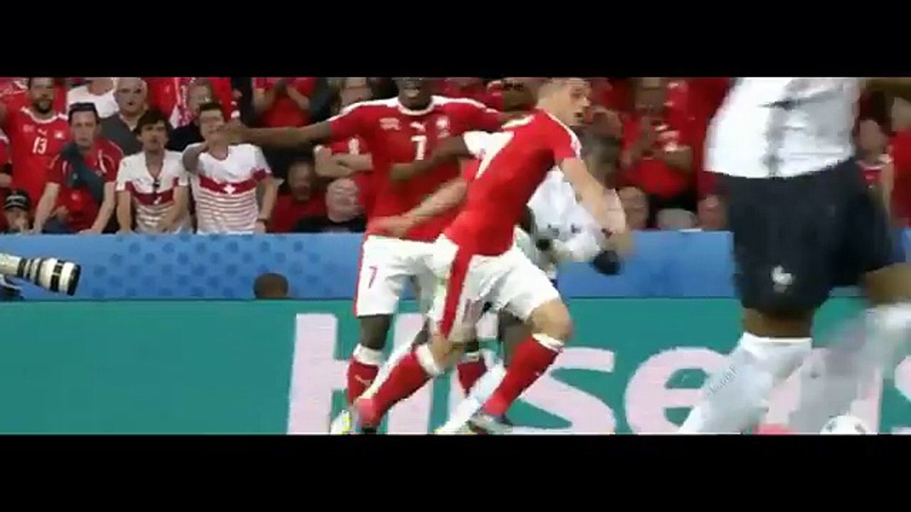 Euro 2016: Paul Pogba Déchire Le Maillot de Gra...