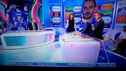 Tolosa (FRA) - Siparietto simpatico tra Bonucci e Del Piero