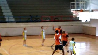 Guaxupé vs Guaranesia CESG/Siac basket 29/6/09 video 4