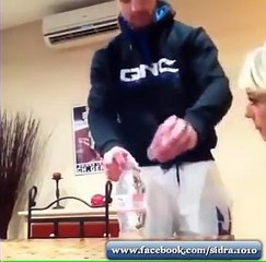 Boy water magic with girl in public with kissing - desi girls video
