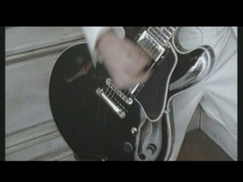 Superbus - Lola