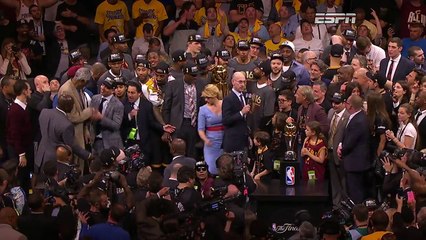LeBron James élu MVP des finales NBA 2016