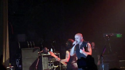 "Disturbed - Stricken" Teatro Flores 25/08/11