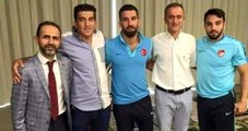 Milli Futbolcular, Teravih Namazına Gitti