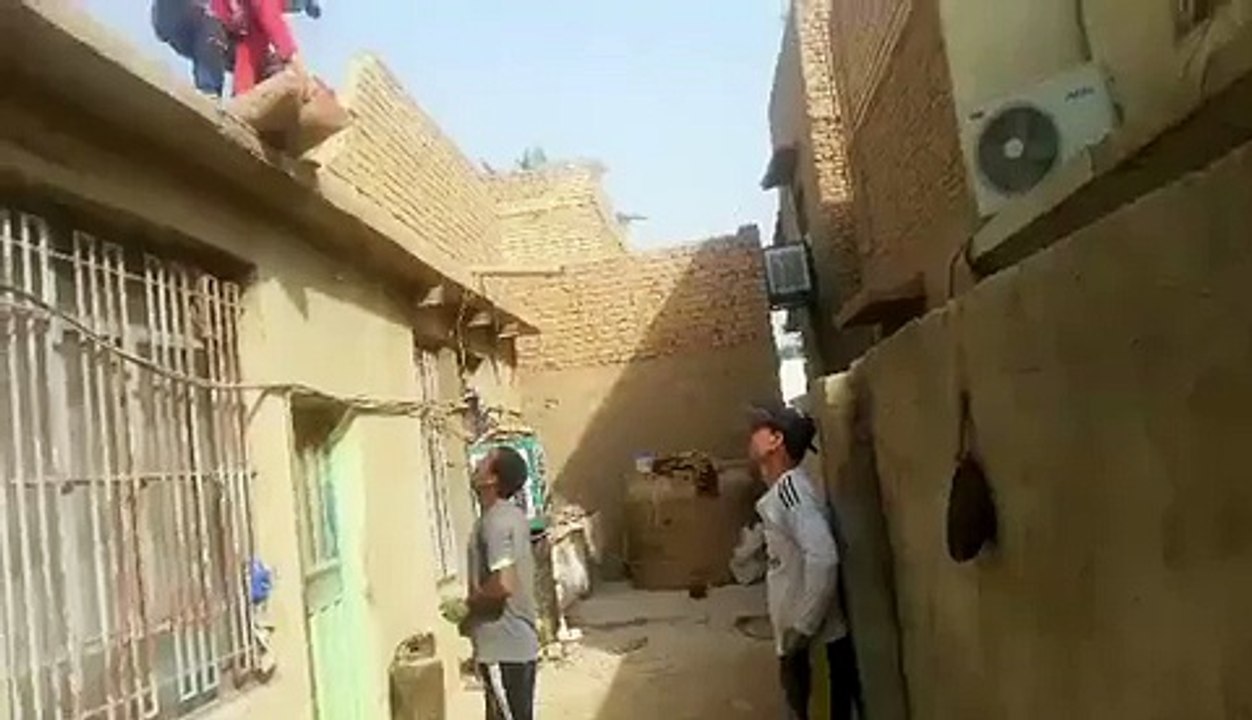 kabhi bhi apne se zada wazan cache nii karna cha hiye ni too ye hall ho ga