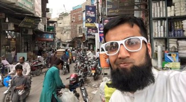 İngiltere'de Müslüman Bir Girişimci Erkeklere İkinci Eş Sitesi Kurdu