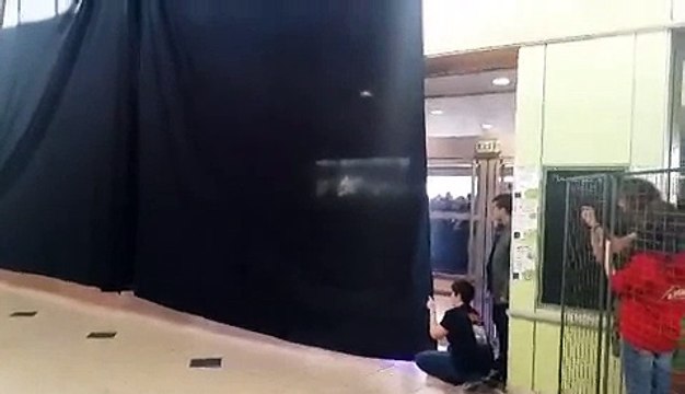 Quand des centaines de festivaliers du Hellfest vont faire leurs courses au supermarché