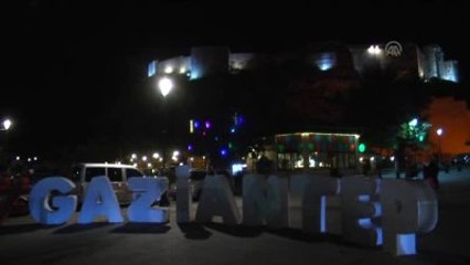 Tarihi Kalenin Eteğinde Kebaplı Sahur Keyfi