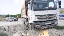 Tekirdağ Kamyonla Otomobil Çarpıştı 1 Ölü, 1 Yaralı