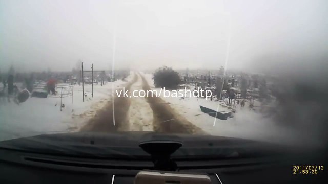 ДТП на кладбище в Уфе
