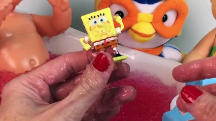 Spiderbaby Vomits On Daddy Spiderman_44