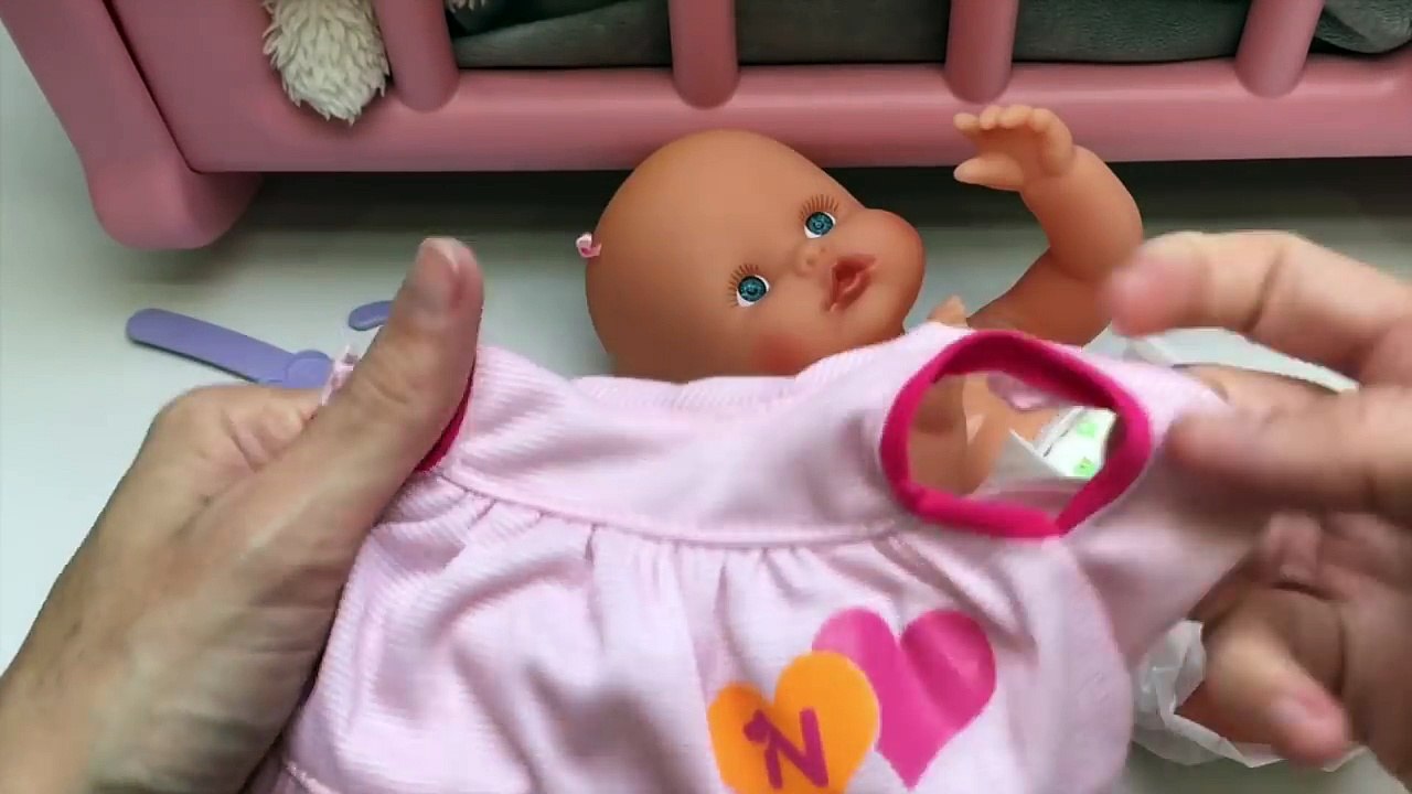 Spiderbaby Vomits On Daddy Spiderman_55