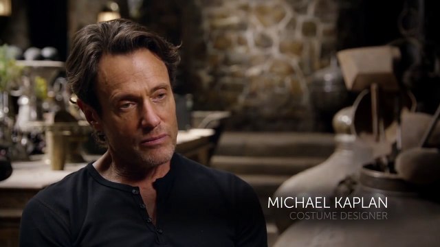 STAR WARS 7 'The Force Awakens' - Dressing Daisy Ridley (2016)