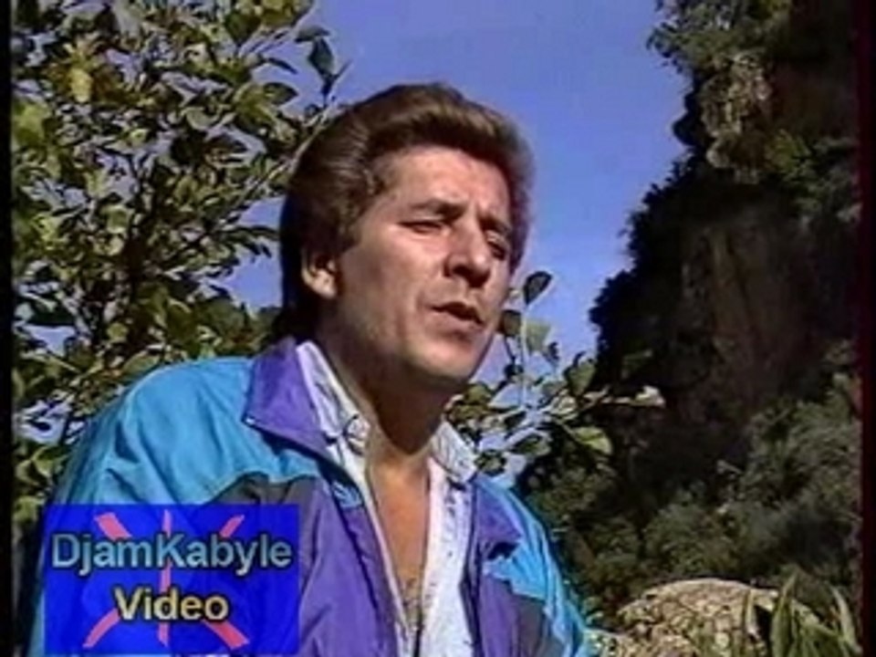 Sofiane(Tharguith Uzal)Clip de Kabylie