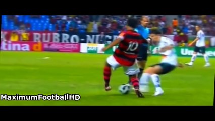 Best Football Skills - (Crazy Nutmeg,Tricks,Elastico,Rabona & More)