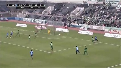 Aos 49 anos, Kazu Miura deixa sua marca na Segundona do Japão