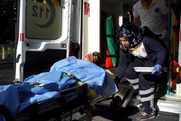 Tarım İlacı İçip Sevgilisinin Mezarı Başında İntihara Kalkıştı