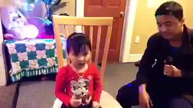 Dekh k Tujh ko Dil ko Mere Chain Ata Hai