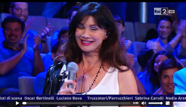 Flavio Insinna ballerino durante la chiusura di una puntata de Il Grande Match - 19/06/2016