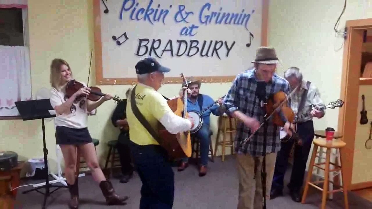 Jesse Lee Tindell sings Short'n Bread, 3-15-2016