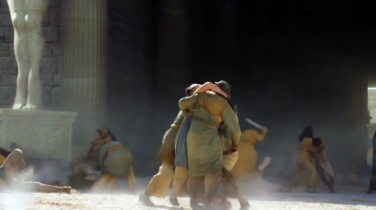 Game of Thrones  - Daario Naharis leads the second sons in a rush against The Sons of the Harpy