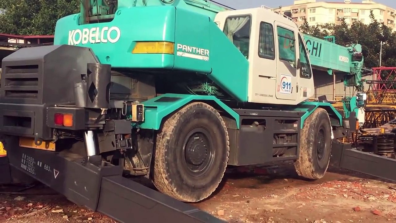 Bán cần cẩu kobelco 25 tan rk250 đời 1999 ,Liên hệ 0985.080.911