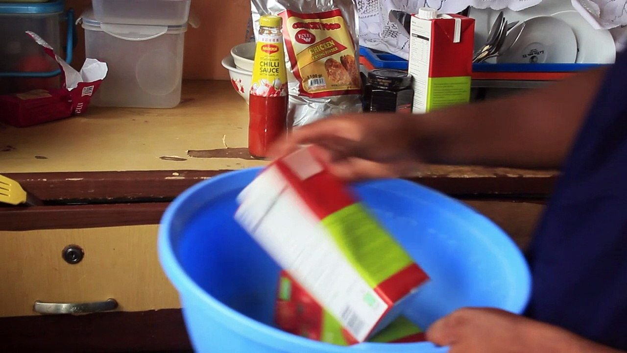 طباخ في غانا يتصدى لمشكلة الهدر الغذائي لاطعام الفقراء