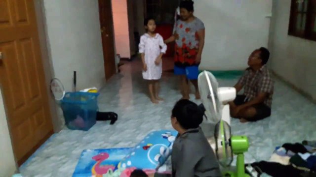 เป่าเค้กวันเกิดการ์ตูน2559