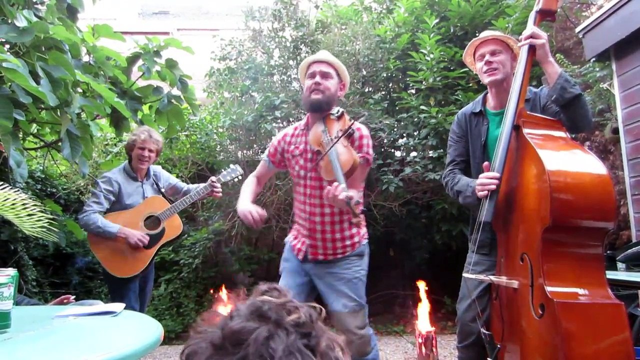 The Bootlegger's Trial - Pig in a pen. Poetry Night 2 /IYLR#23, Den Haag 20 juni 2014